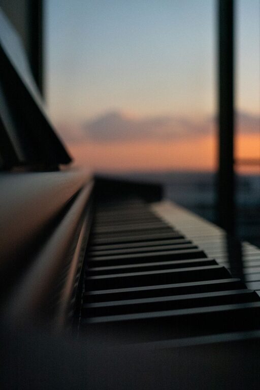 How to Create a Relaxing Playlist for Calm Evenings